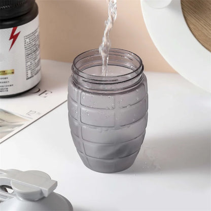 600ml Fitness Sports Water Bottle Fashion Simple Shaker Cup Protein Powder Nutrition High-capacity Milkshake Mixing Cup - GabyFit Goods